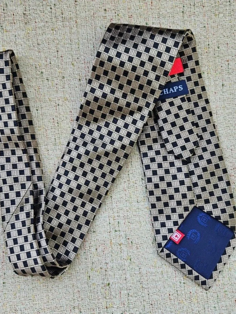 Chaps Men Tie Classic Necktie 100% Silk Brown/Black Tie